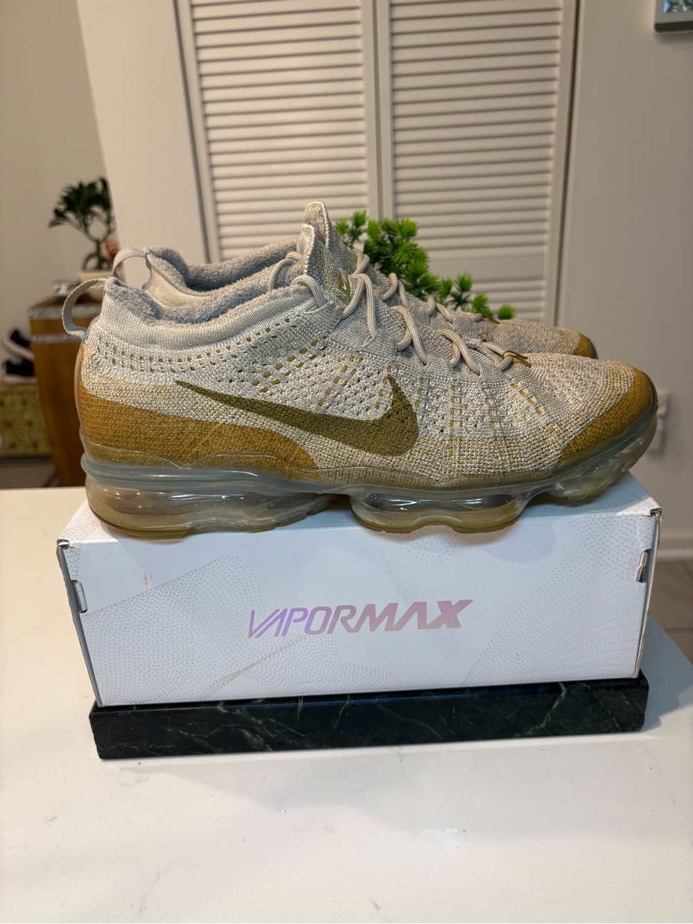 Nike Vapormax Flyknit 2023 Golf Copper Mens size 10 Sneakers , Rare Color